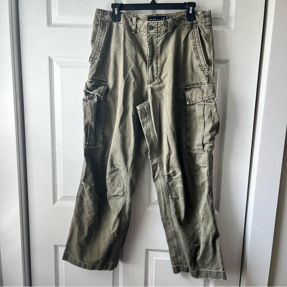 Abercrombie & Fitch Camo Baggy Workwear Pant Men’s 34x32 - Picture 1 of 4